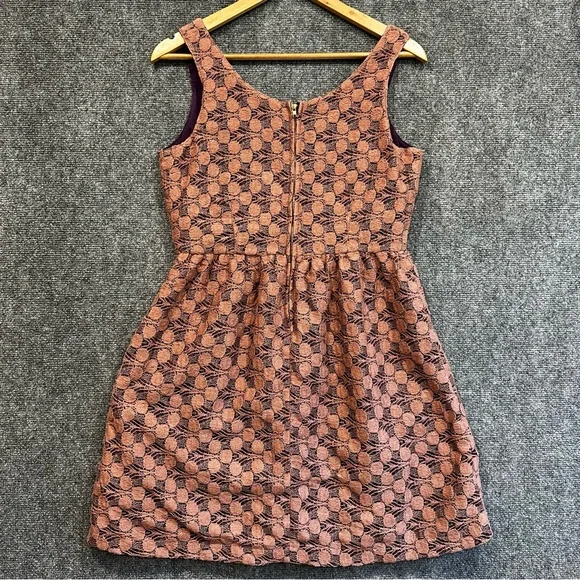 Knitted Dove crochet apron dress SMALL pockets buttons ruffles boho cottagecore - Picture 5 of 11